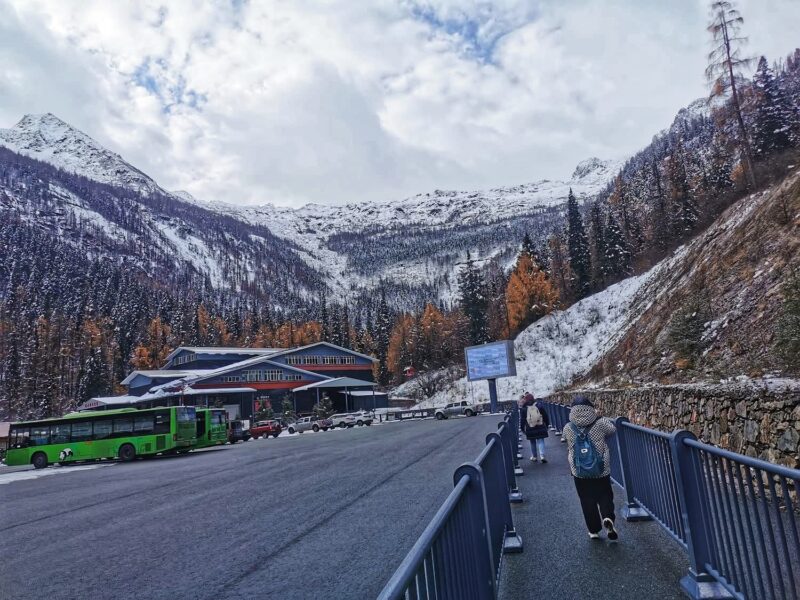 Dagu Glacier Lower Cable Car Station