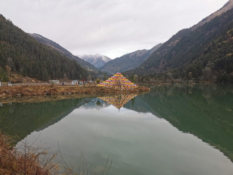 Dagu Glacier itinerary - Jinhou Lake