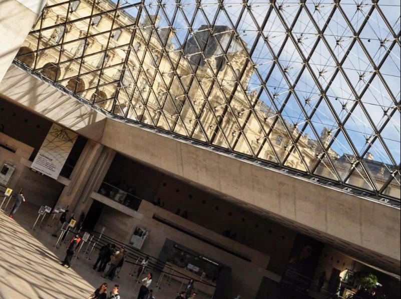 Louvre Museum Travel Tips