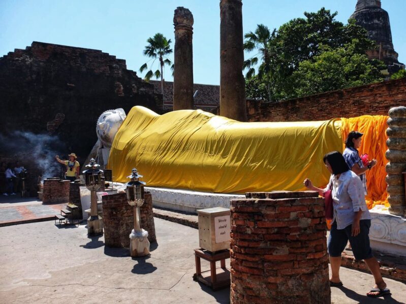 Wat Yai Chai Mongkhon Reclining Buddha