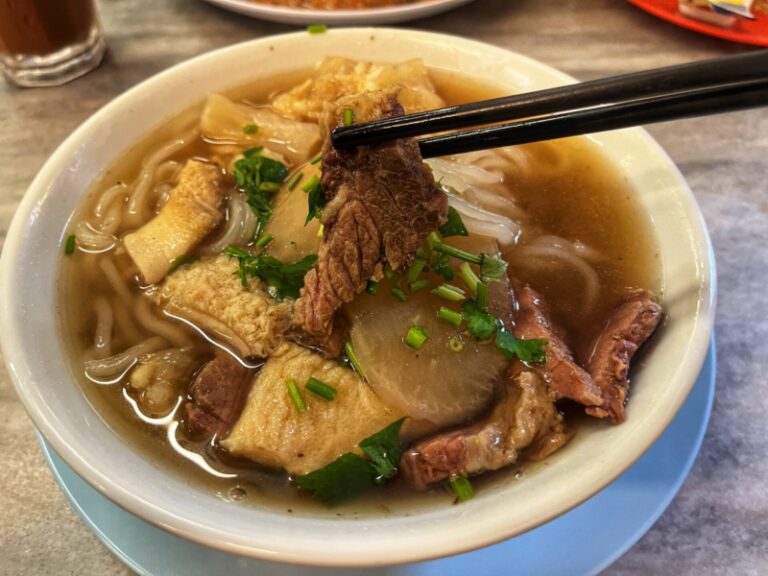 Yut Kee Restaurant: Best Place For Traditional Hainanese Cuisine ...